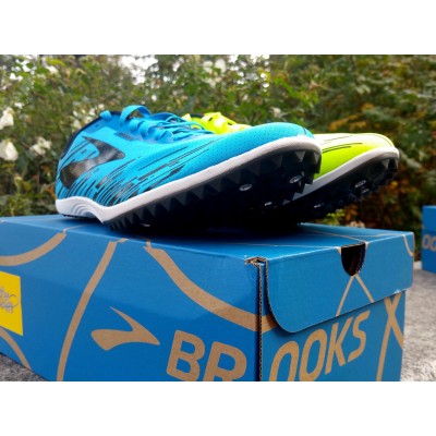 BROOKS Pointes Mach 18...