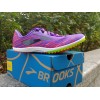 BROOKS Pointes Mach 18...