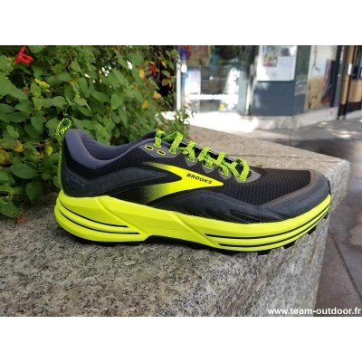 BROOKS Cascadia 16 Wide...