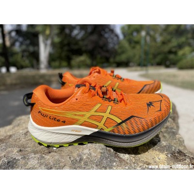 ASICS Fuji Lite 4 Homme...