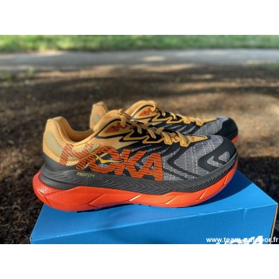 HOKA Tecton X 2 Homme black...