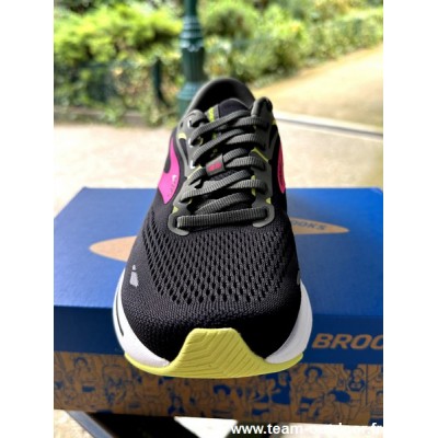 BROOKS Adrenaline GTS 23...