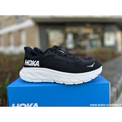 HOKA Arahi 7 Femme black /...