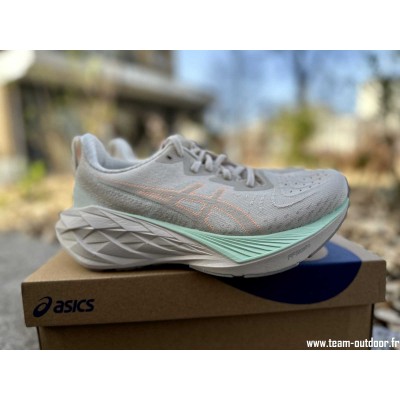 ASICS Novablast 4 Femme...