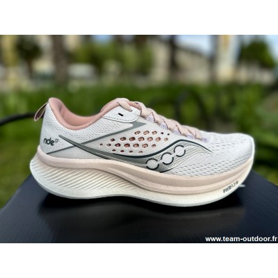 SAUCONY Ride 17 Femme white...