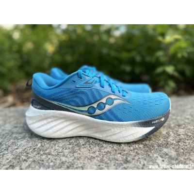 SAUCONY Triumph 22 Femme...