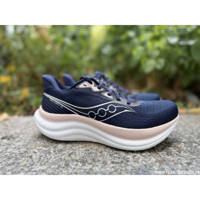 SAUCONY Triumph 23 Femme...