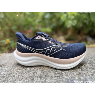 SAUCONY Triumph 23 Femme...