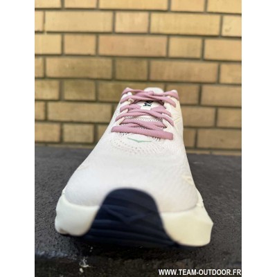 HOKA Arahi 8 Femme rose...