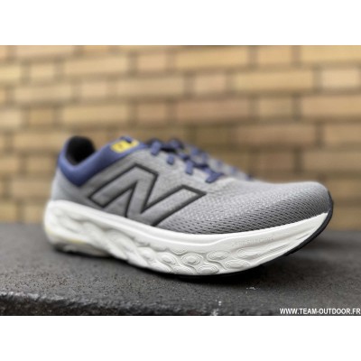 NEW BALANCE Fresh Foam X...