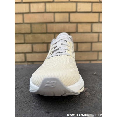 NEW BALANCE Fresh Foam X...