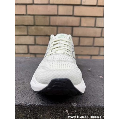 NEW BALANCE Fresh Foam X...