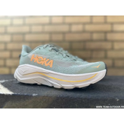 HOKA Challenger 8 Femme...