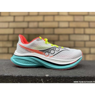 SAUCONY Endorphin Speed 5...