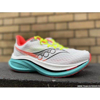 SAUCONY Endorphin Speed 5...
