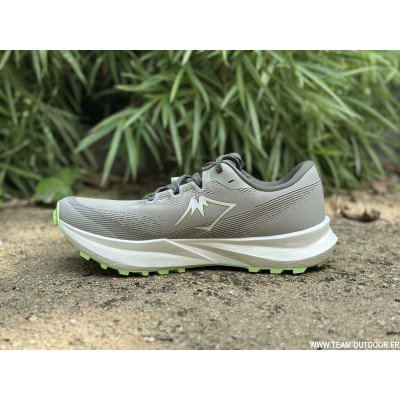 ASICS Fuji Lite 6 Homme...