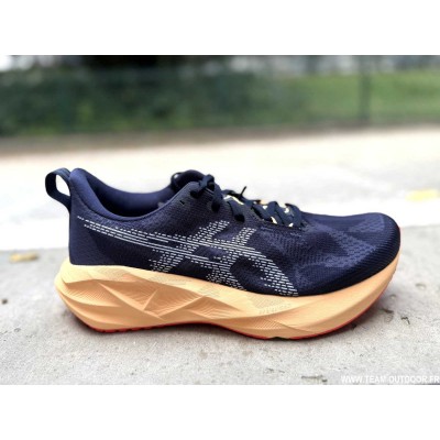 ASICS Novablast 5 Homme...