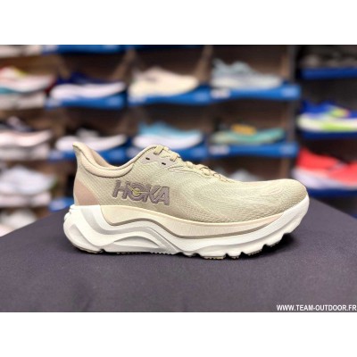 HOKA Arahi 8 Femme oyster...