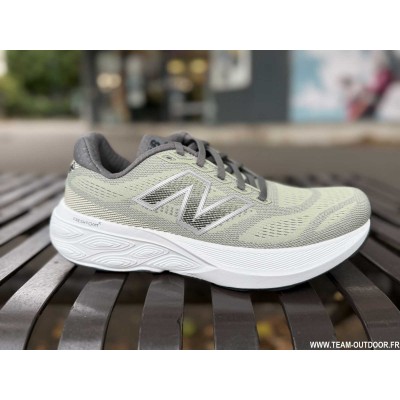 NEW BALANCE Fresh Foam X...