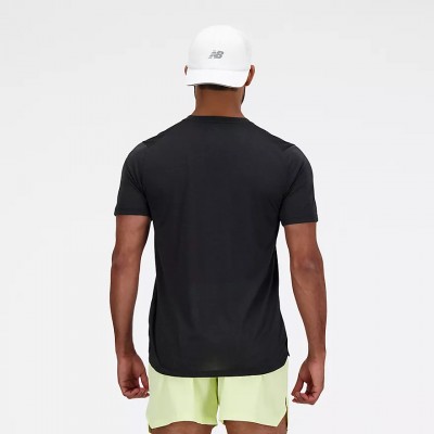 Tee-Shirt NEW BALANCE...