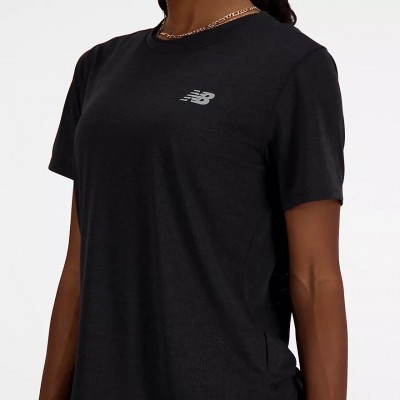 Tee-Shirt NEW BALANCE...