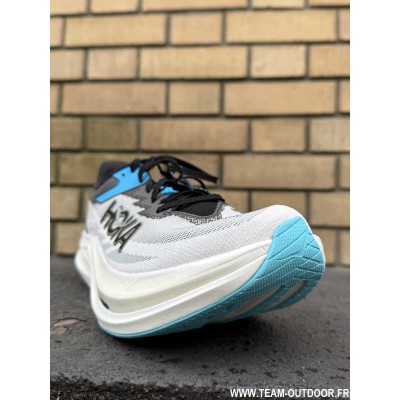 HOKA Rocket X 3 Mixte white...