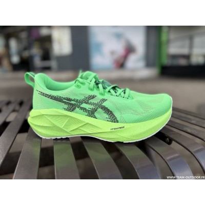 ASICS Novablast 5 Homme...