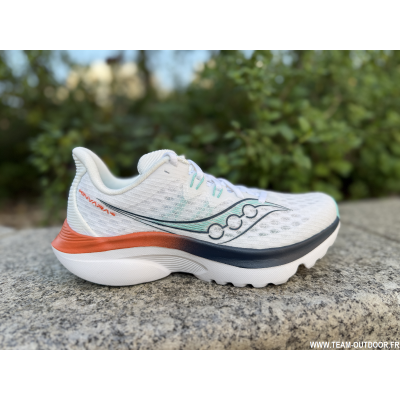 SAUCONY Kinvara 16 Femme...