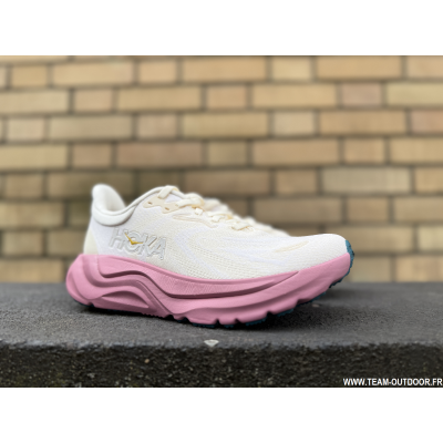 HOKA Arahi 8 Femme...
