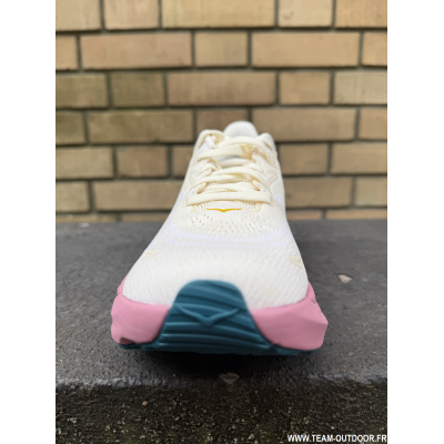 HOKA Arahi 8 Femme...