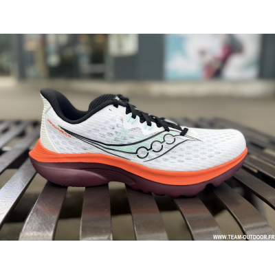 SAUCONY Kinvara 16 Homme...