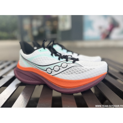 SAUCONY Endorphin Speed 5...