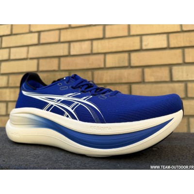 ASICS Gel Nimbus 28 Homme...