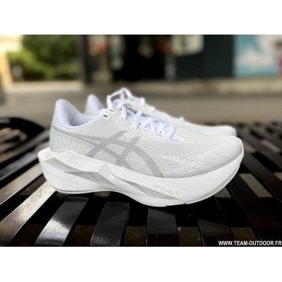 ASICS Novablast 6 Femme...