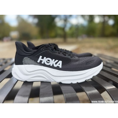 HOKA Arahi 9 Wide Homme...